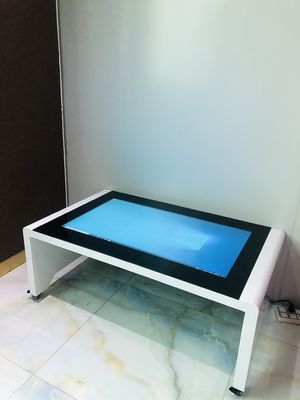 Wodoodporny 43-calowy pojemnościowy stół do gier dotykowych TFT LED 1920x1080